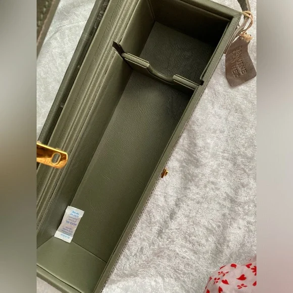 Wine box - Picture 1 of 6